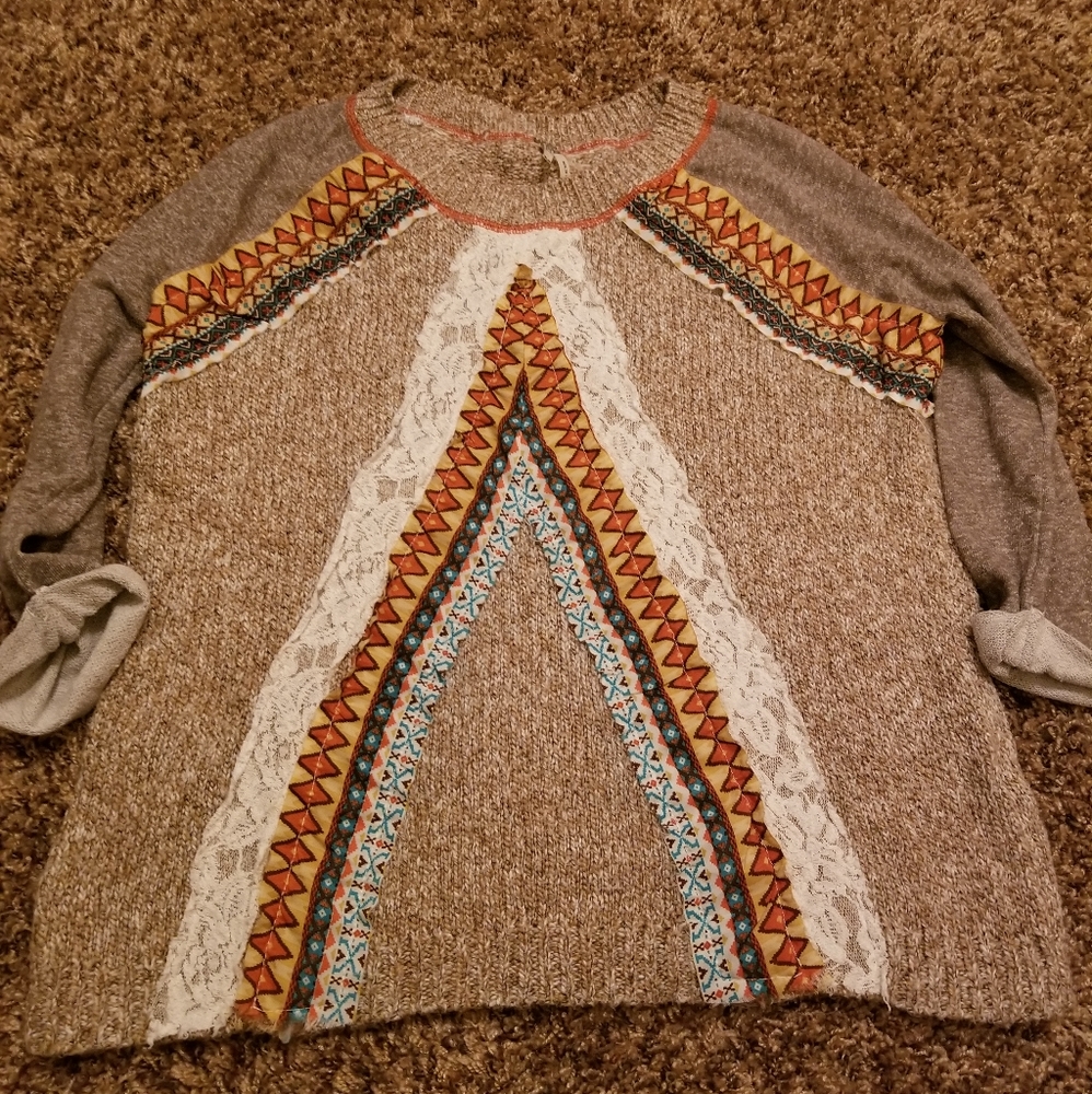 BKE Sweater